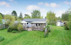 3 Bedroom Lovely Home In Gedser, Gedser